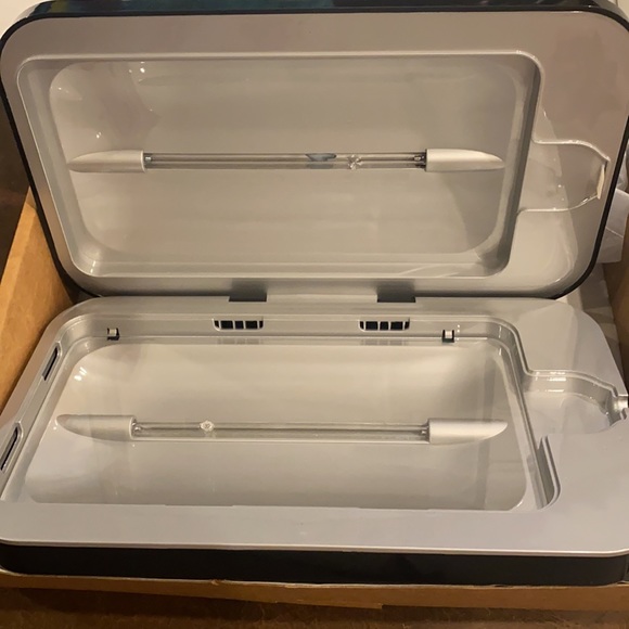 COPY - COPY - Phone soap 3 UV C light Sanitizer and  charger. Two charge port - Picture 2 of 10
